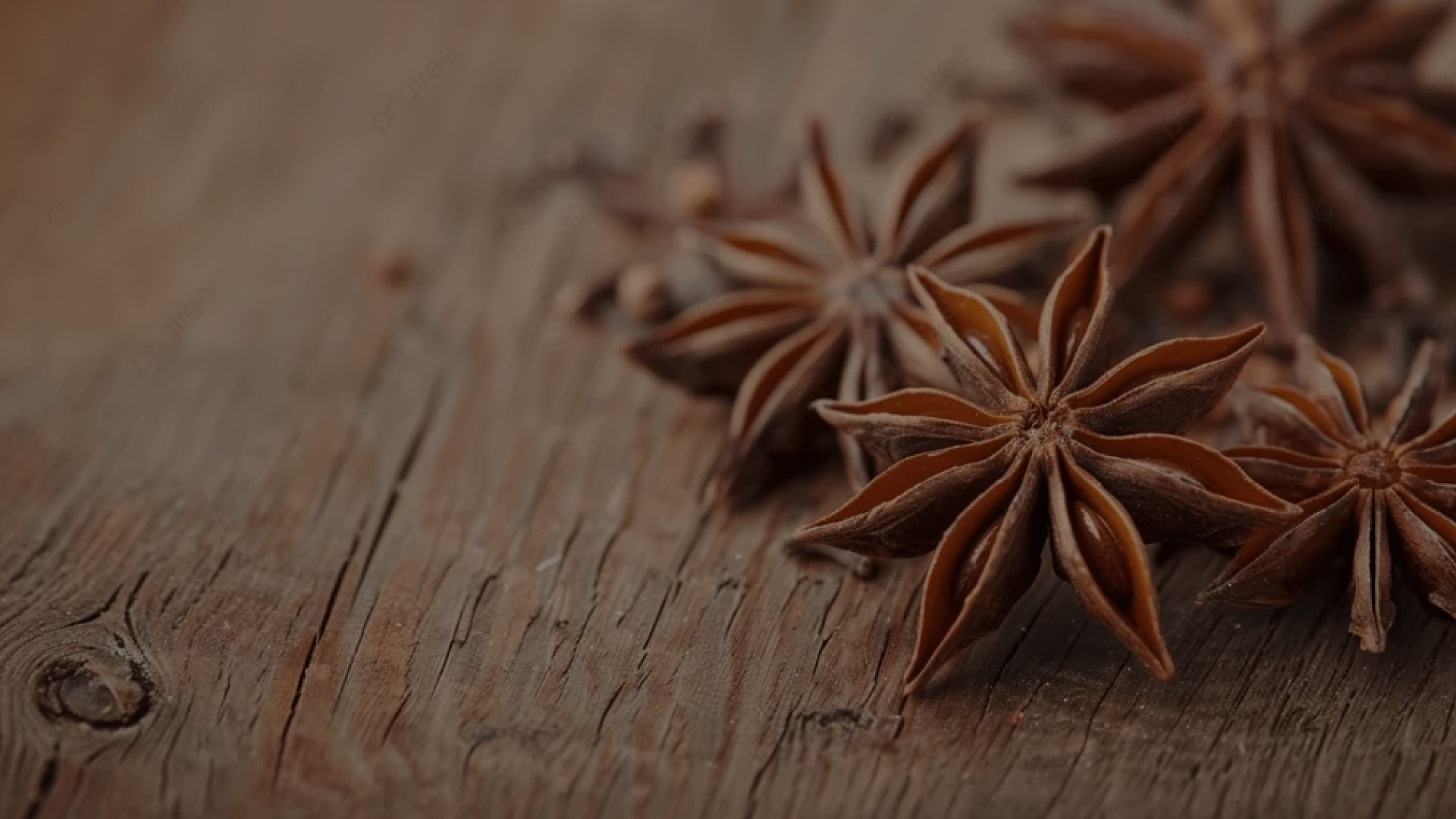 Anise, badian, coriander, cumin, caraway, fennel and juniper berries, raw